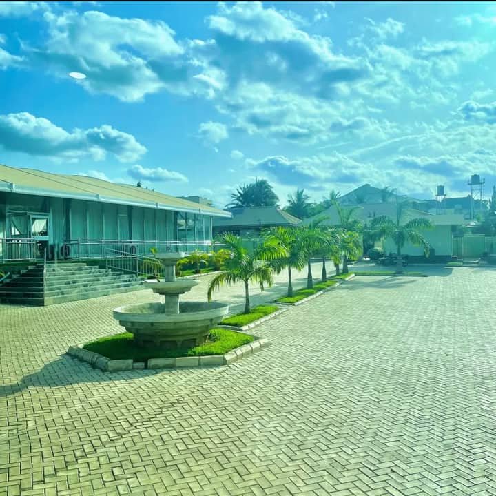 ELI AMANTA EVENT CENTRE